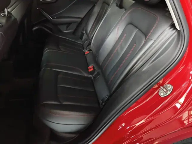 Audi Q2L — Фото автомобиля 16