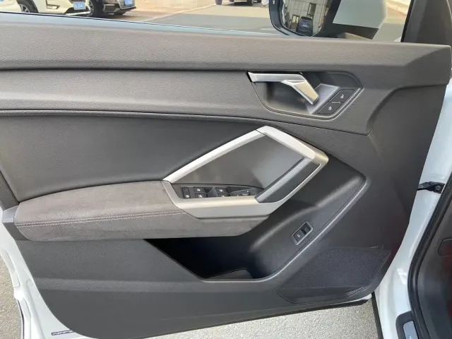 Audi Q3 — Фото автомобиля 15