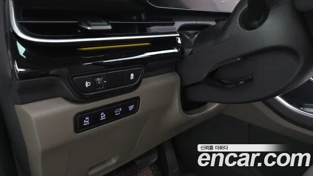 Kia Carnival — Фото автомобиля 26