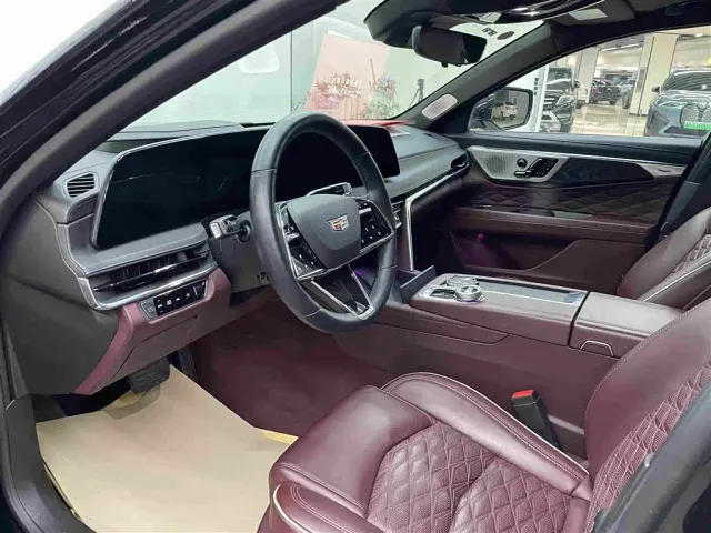 Cadillac CT6 — Фото автомобиля 7