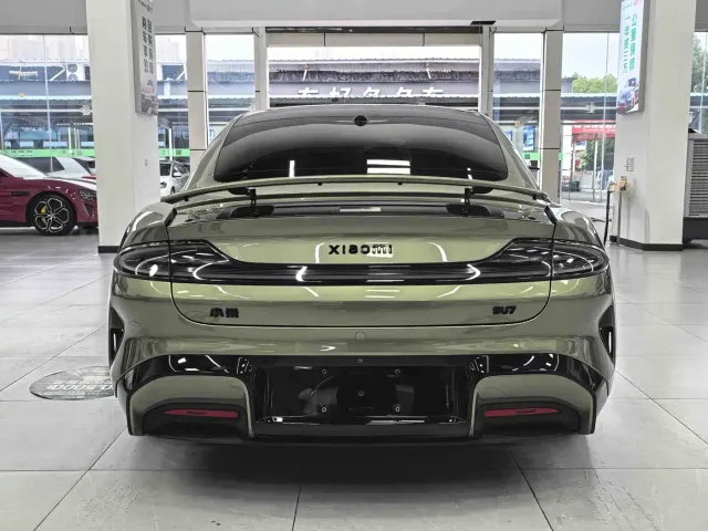 Xiaomi SU7 — Фото автомобиля 7