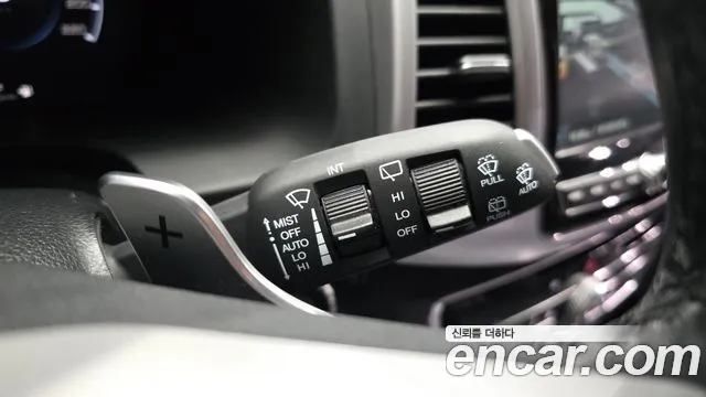 KG_Mobility_Ssangyong Rexton — Фото автомобиля 18