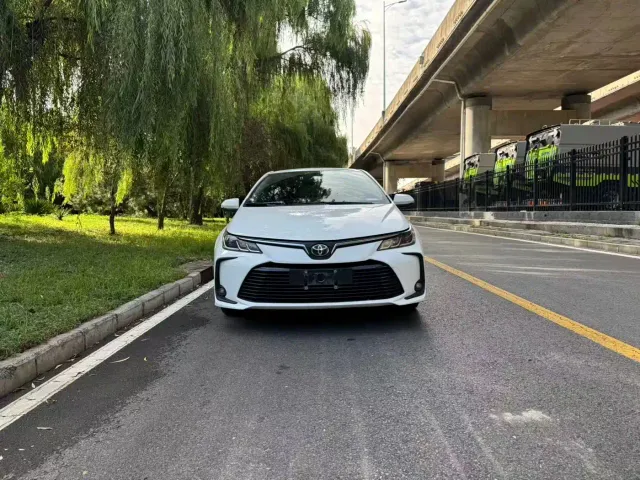 Toyota Corolla — Фото автомобиля 3