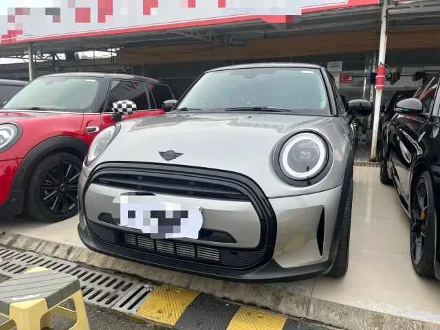 Фотография автомобиля — MINI Hatch