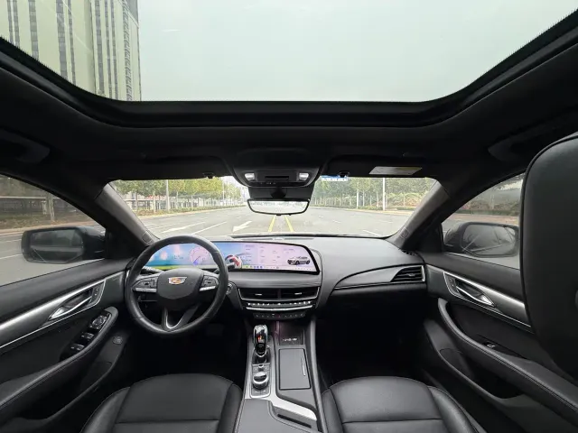 Cadillac CT5 — Фото автомобиля 8