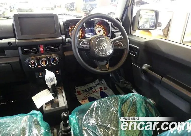 Suzuki Jimny — Фото автомобиля 14