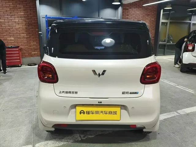 Wuling Hongguang Mini EV — Фото автомобиля 8