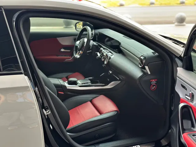 Mercedes-Benz A-Class AMG — Фото автомобиля 14
