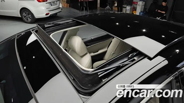Hyundai Grandeur Grandeur (New) Hybrid — Фото автомобиля 19