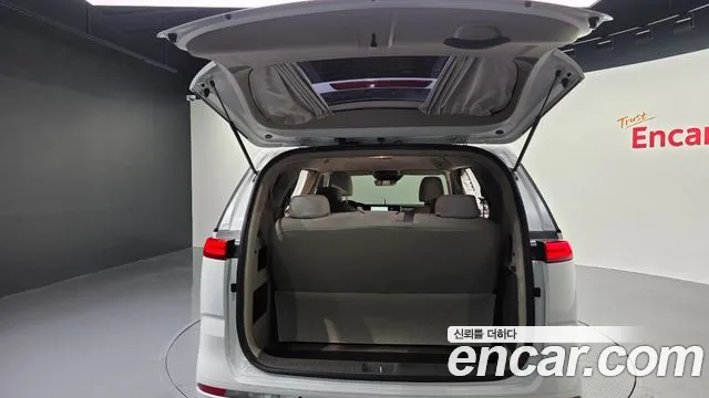 Kia Canival Carnival 4 поколение Бензин 9 мест Prestige — Фото автомобиля 30