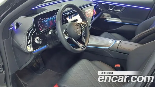 Mercedes-Benz E-Class — Фото автомобиля 14
