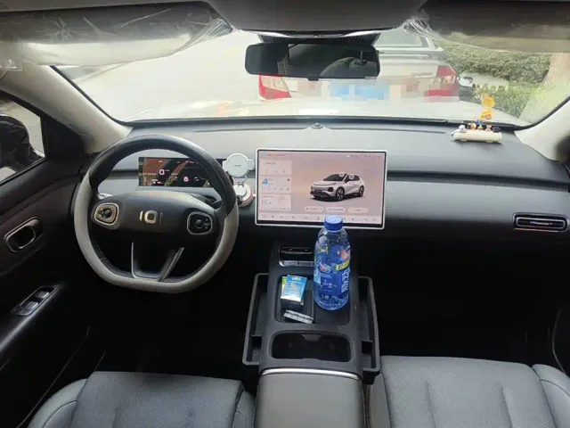 Changan Qiyuan Q05 — Фото автомобиля 12