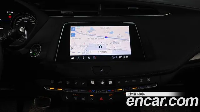 Cadillac XT4 2.0 Sport AWD — Фото автомобиля 4