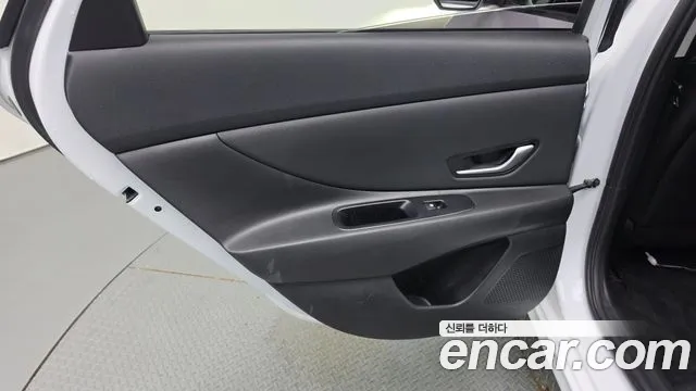 Hyundai Avante — Фото автомобиля 14