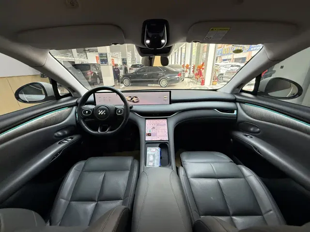 IM Motors LS6 — Фото автомобиля 5