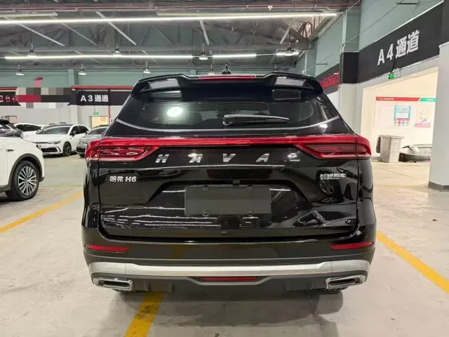 Haval H6 — Фото автомобиля 11