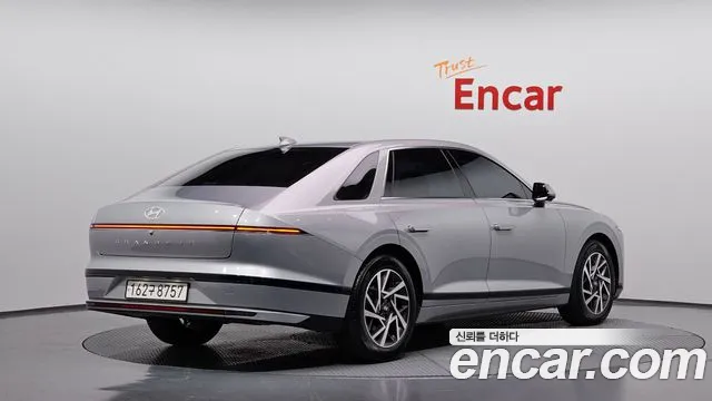 Hyundai Grandeur GN7 — Фото автомобиля 2