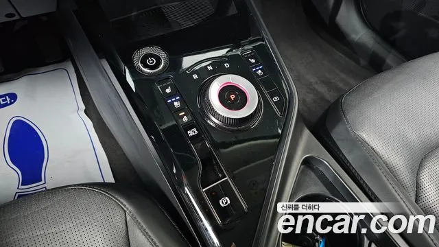 Kia Niro New — Фото автомобиля 12