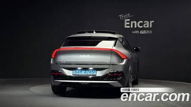 Kia EV6 — Фото автомобиля 4