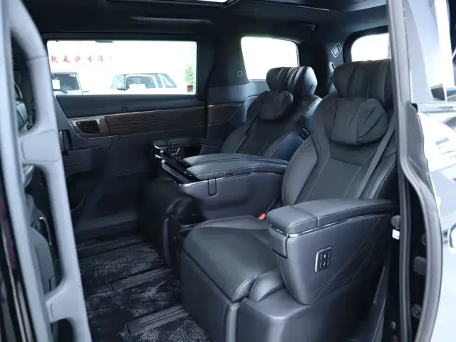 Toyota Alphard — Фото автомобиля 6