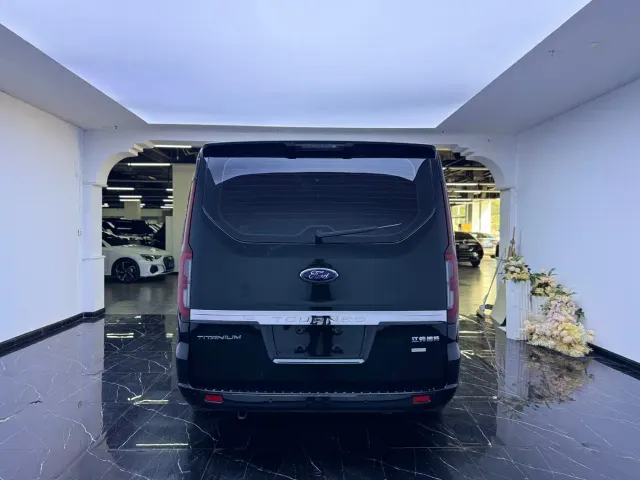 Ford Tourneo — Фото автомобиля 20