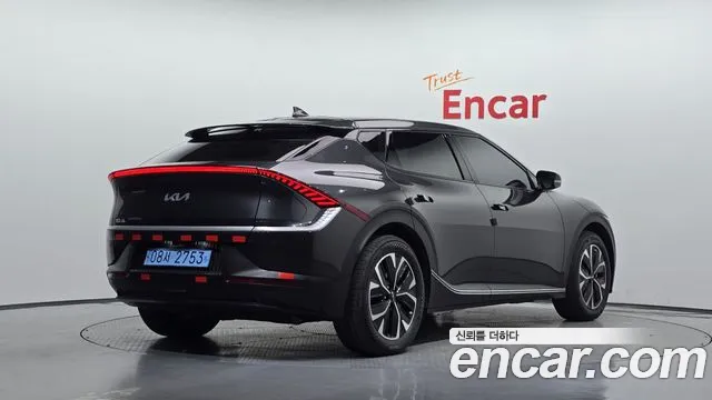 Kia EV6 — Фото автомобиля 2