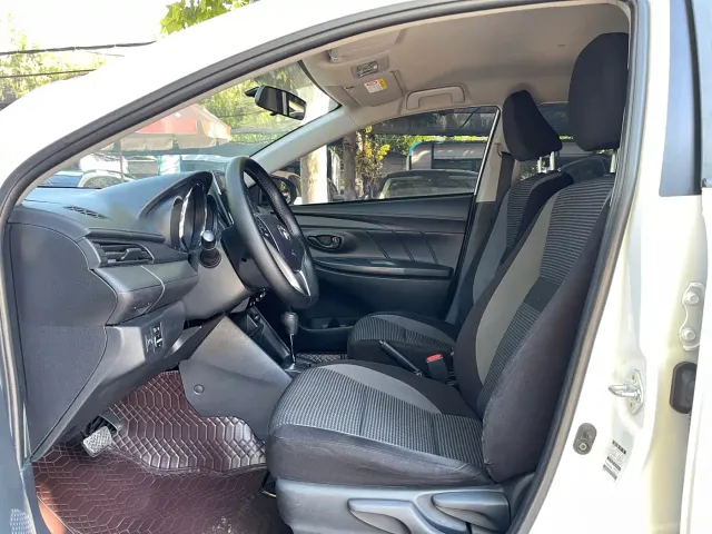 Toyota Vios FS — Фото автомобиля 4