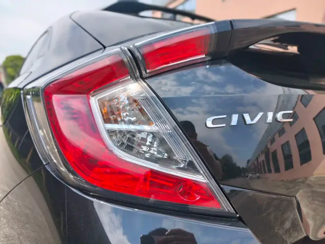 Honda Civic — Фото автомобиля 19
