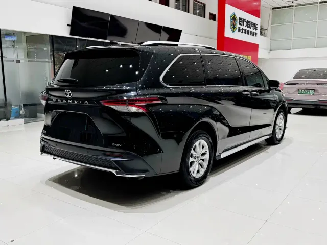 Toyota Granvia — Фото автомобиля 6