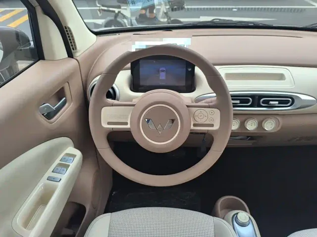 Wuling Hongguang Mini EV — Фото автомобиля 13
