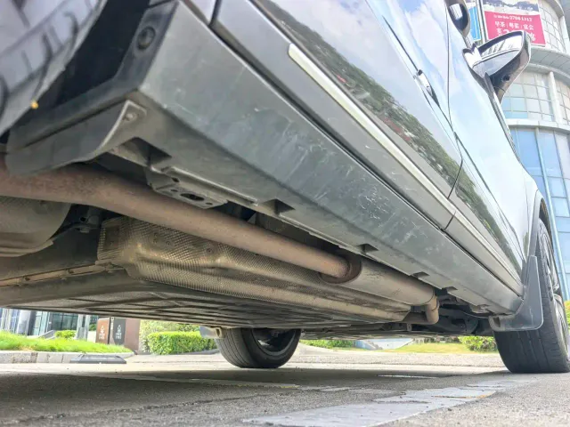 BYD Tang — Фото автомобиля 22