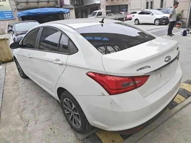 Chery Arrizo 5 — Фото автомобиля 4