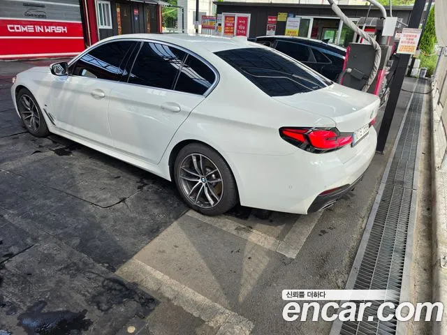 BMW 5 Series G30 — Фото автомобиля 3