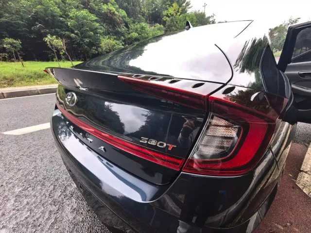 Hyundai Sonata — Фото автомобиля 14