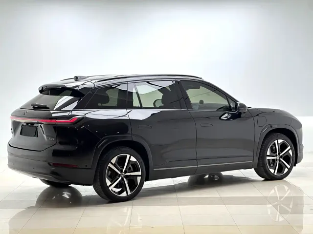 Nio ES7 — Фото автомобиля 15