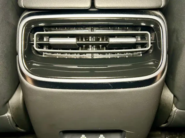 AITO Wenjie AITO M5 2022 Extended Range AWD Performance Edition — Фото автомобиля 29