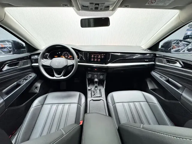Volkswagen Passat — Фото автомобиля 13