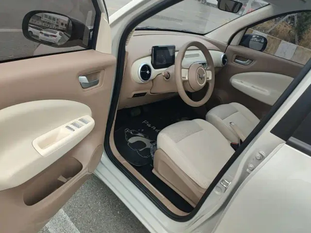 Wuling Hongguang Mini EV — Фото автомобиля 15