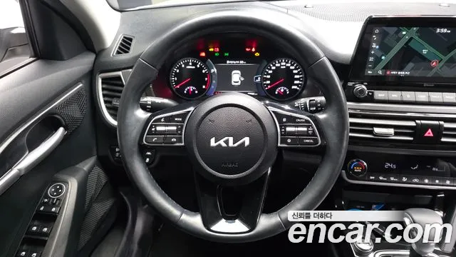 Kia Seltos — Фото автомобиля 19