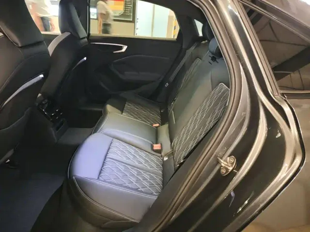 Audi A5L — Фото автомобиля 16