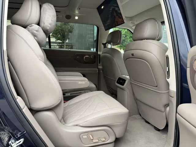 IM Motors LS9 — Фото автомобиля 14