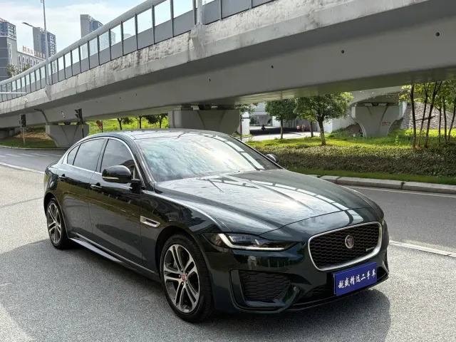 Jaguar XEL — Фото автомобиля 3