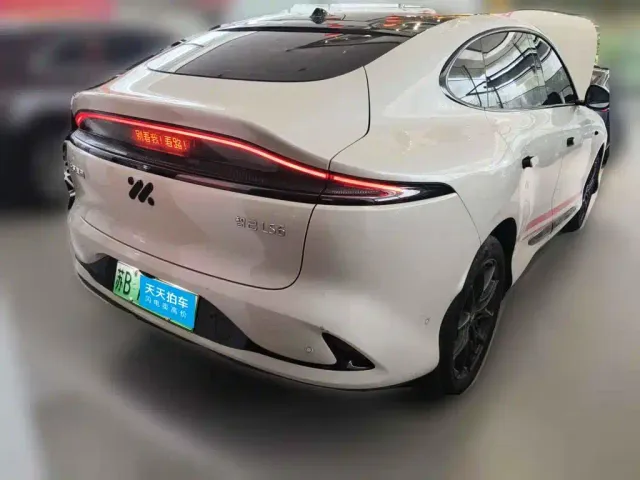 IM Motors LS6 — Фото автомобиля 2