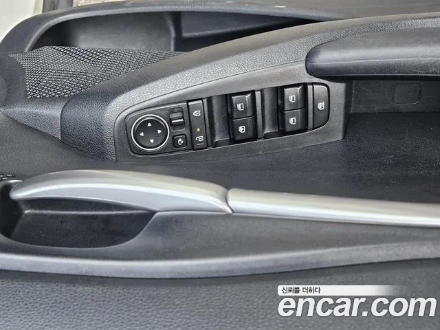 Kia Seltos Бензин 1.6 турбо 2WD — Фото автомобиля 17