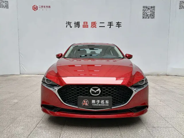 Mazda Axela — Фото автомобиля 2