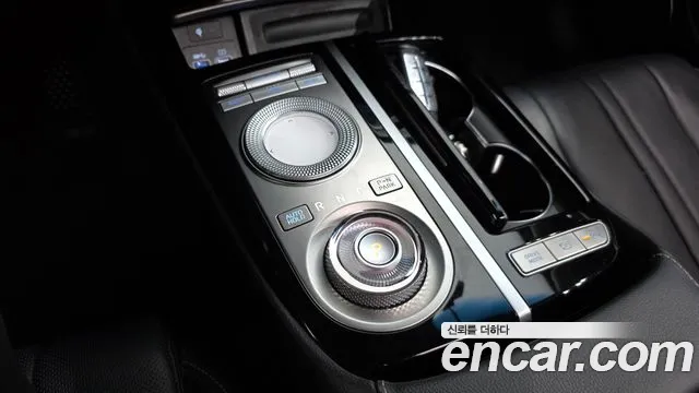 Genesis G80 RG3 — Фото автомобиля 12