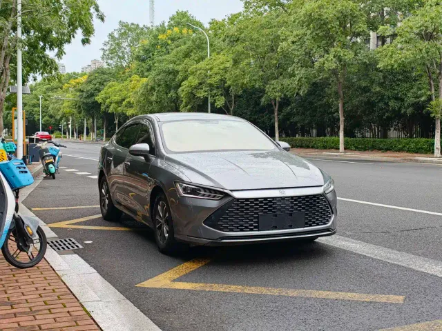 BYD Qin PLUS — Фото автомобиля 3