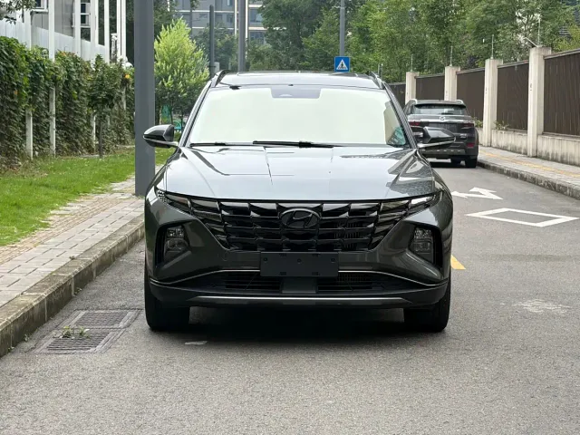 Hyundai Tucson — Фото автомобиля 2