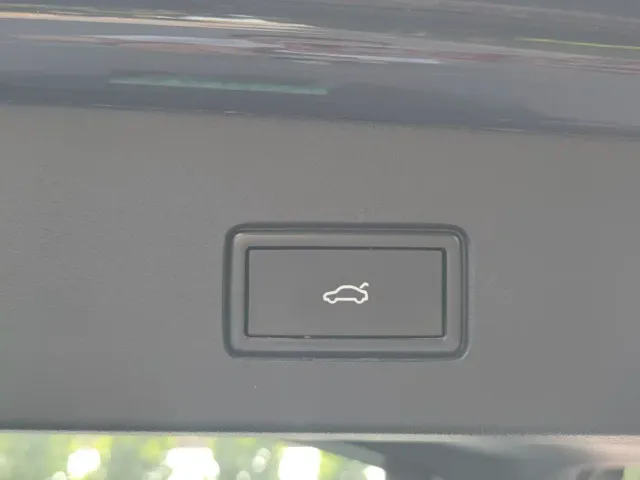 Volkswagen ID. Unyx 06 — Фото автомобиля 16
