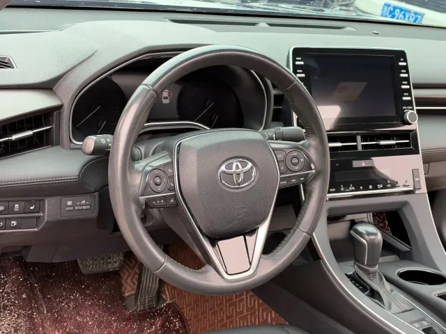 Toyota Avalon — Фото автомобиля 16